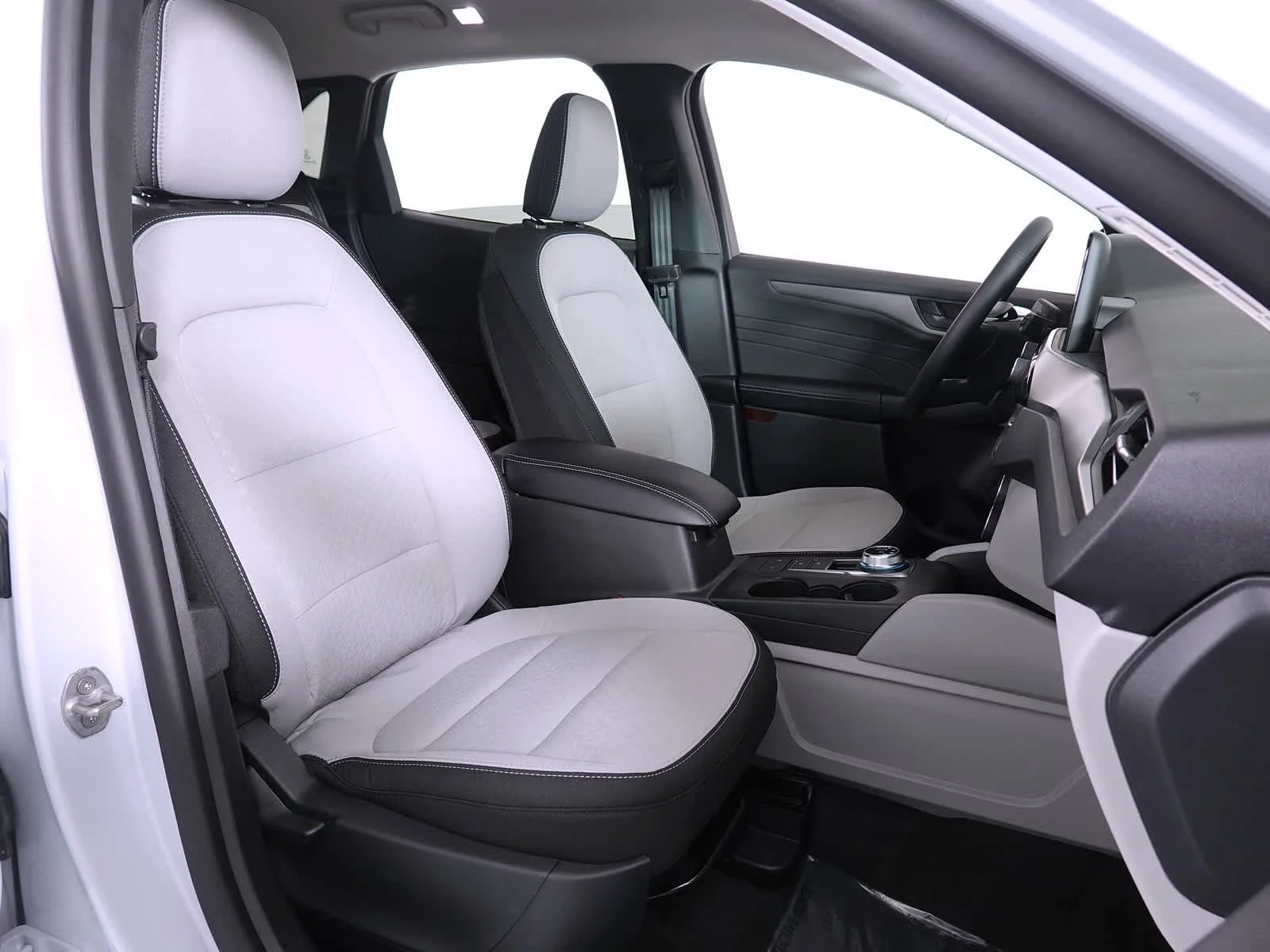 2026 Ford Escape Active - Photo 13