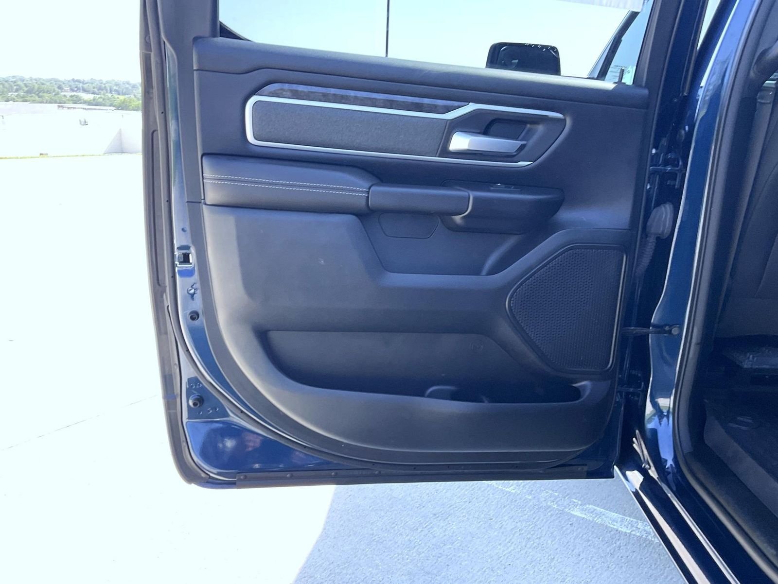 Used 2021 Blue Ram Big Horn/Lone Star image 13