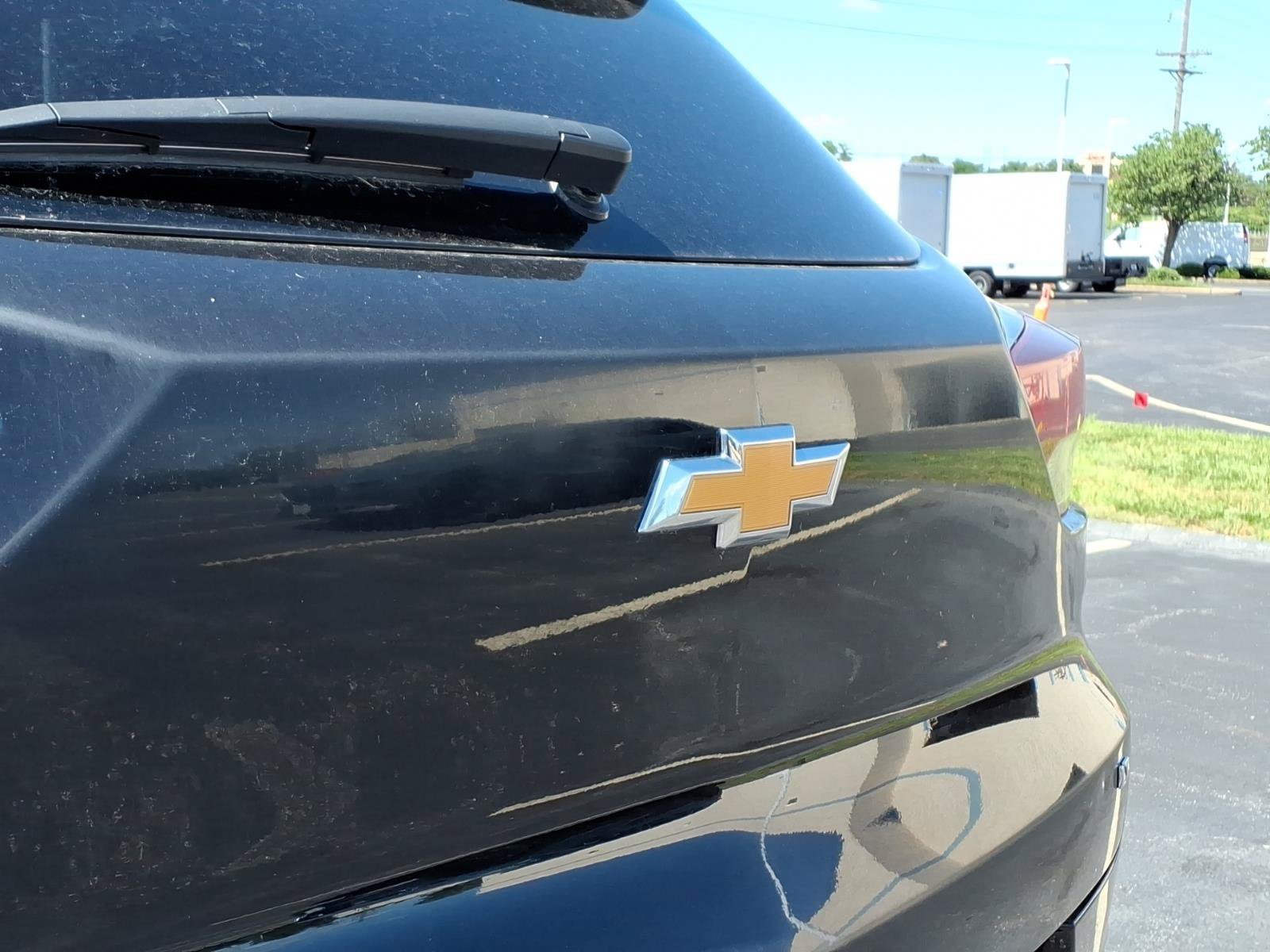 Used 2023 Mosaic Black Metallic Chevrolet LT image 34