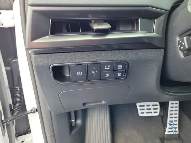 New 2027 Glacial White Pearl Kia X-LINE SX PRESTIGE image 22