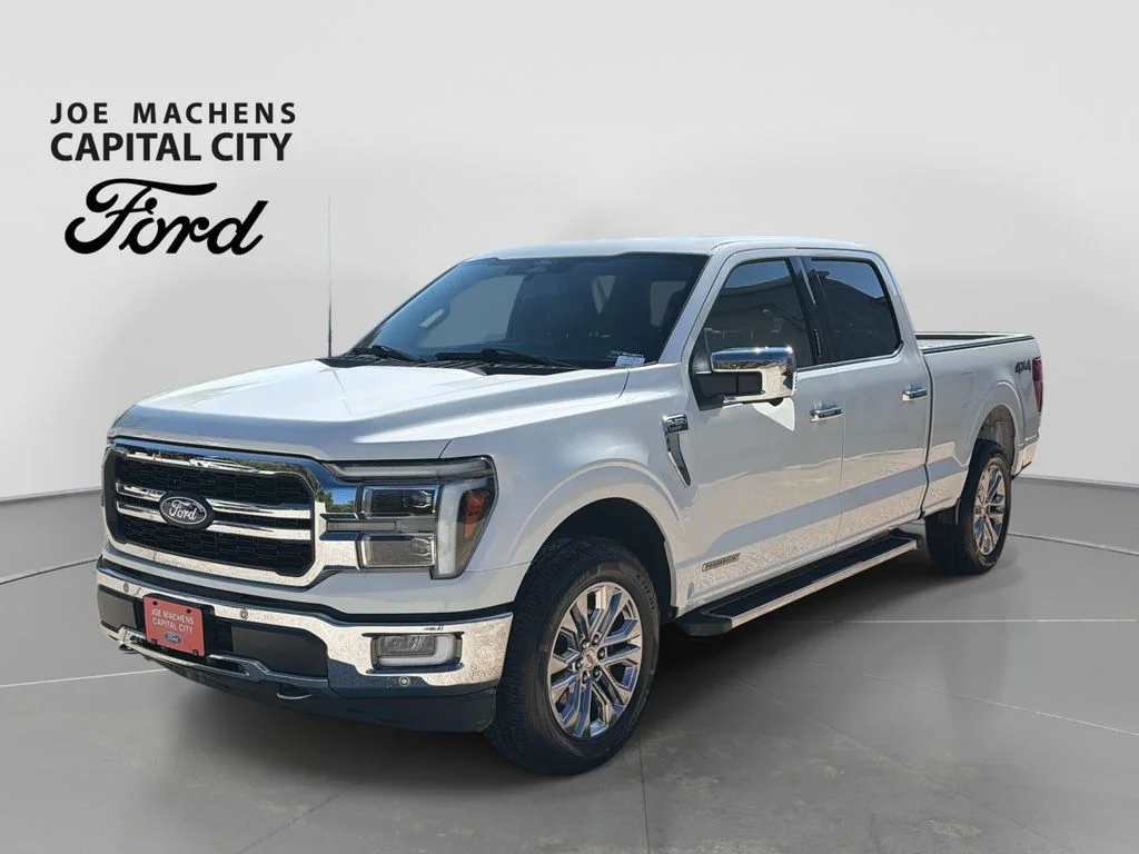 Used 2024 Star White Ford Lariat image 9
