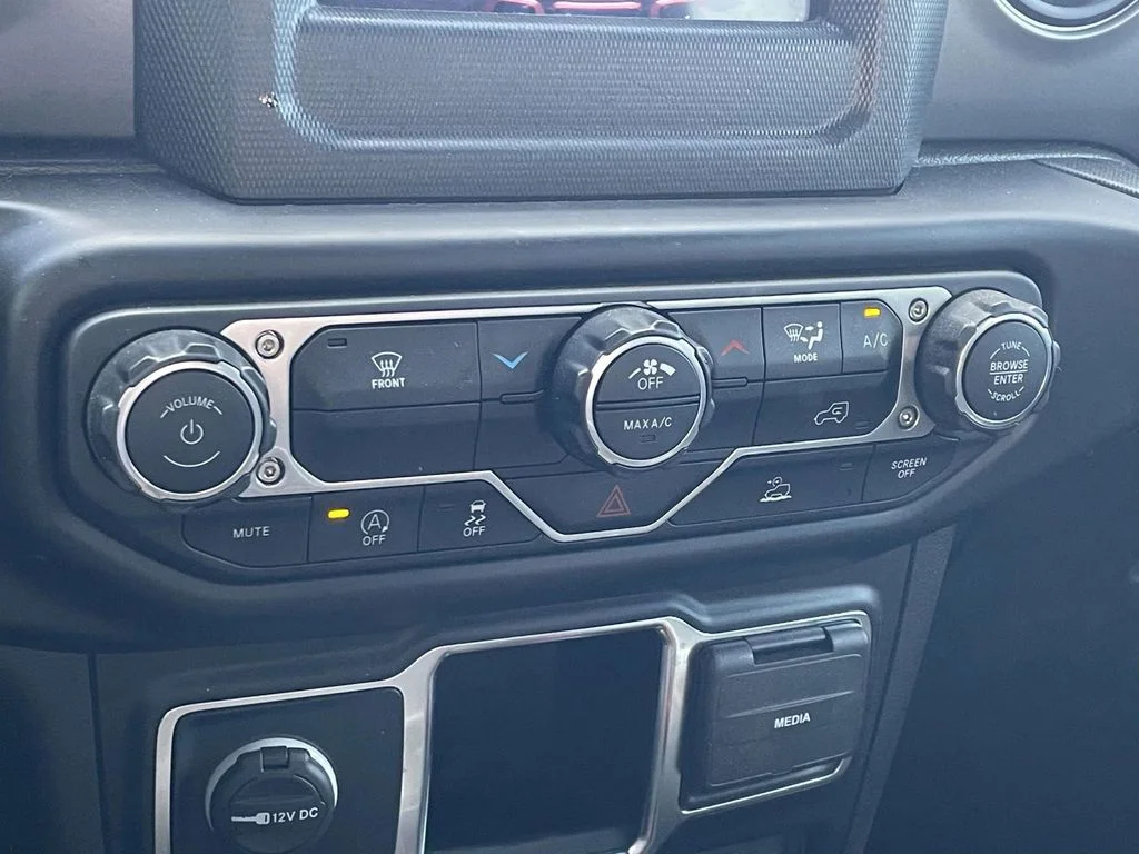 Used 2022 Red Jeep Unlimited Sport image 32