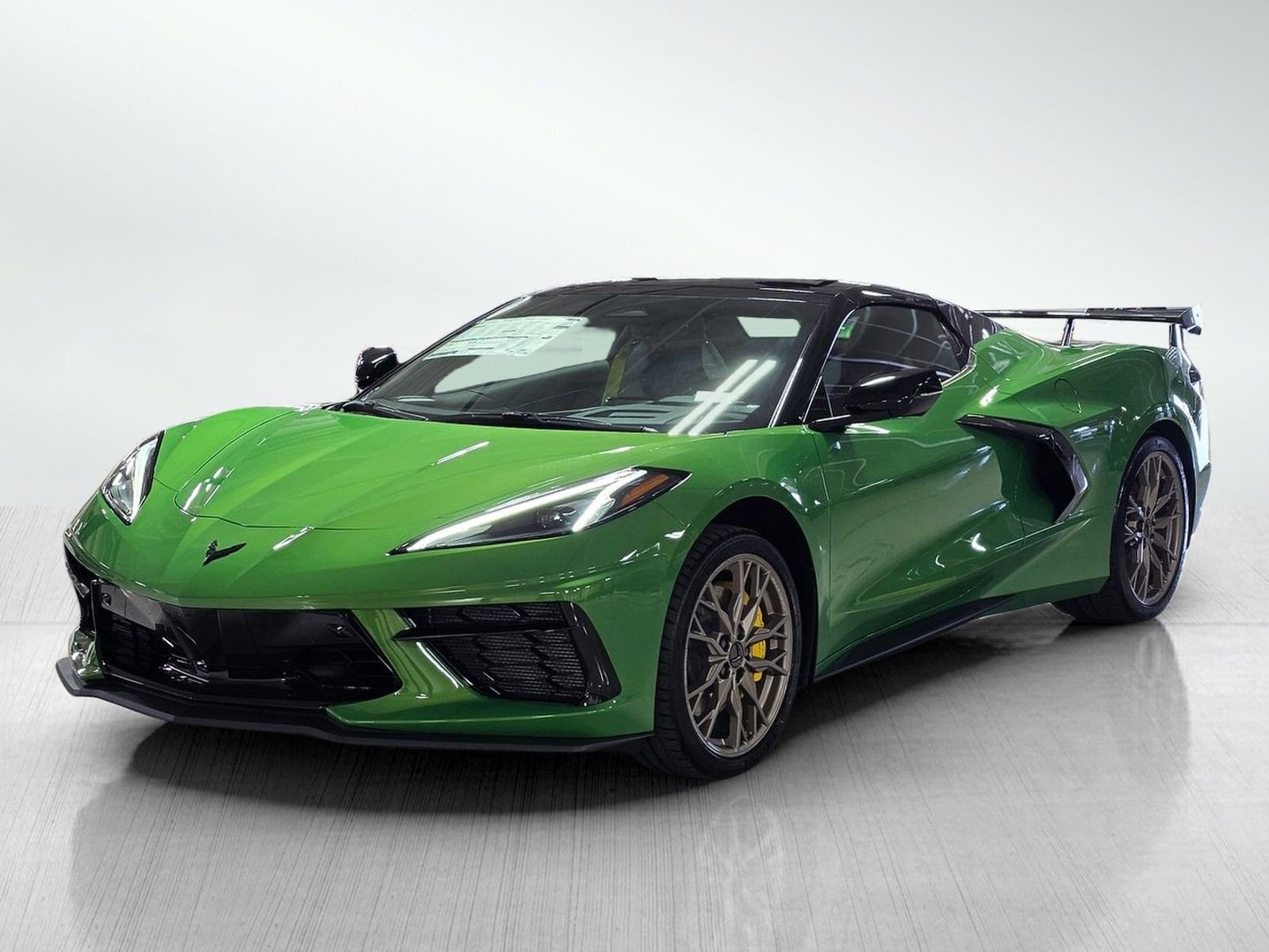 Used 2026 Roswell Green Metallic Chevrolet Stingray image 3