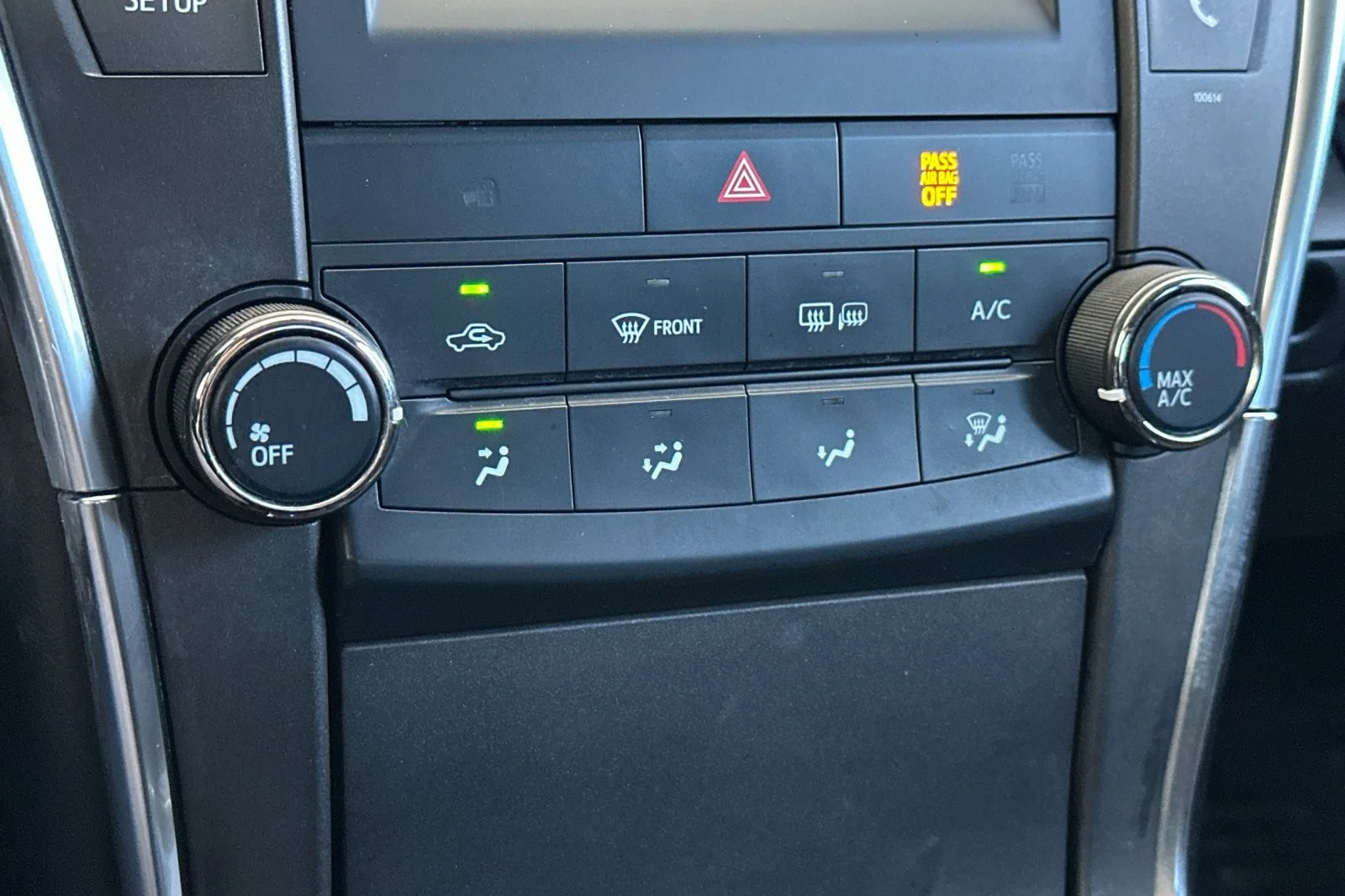 Certified Used 2016 Super White Toyota SE image 18
