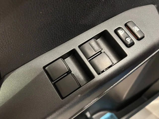 Used 2018 Blue Toyota XLE image 10