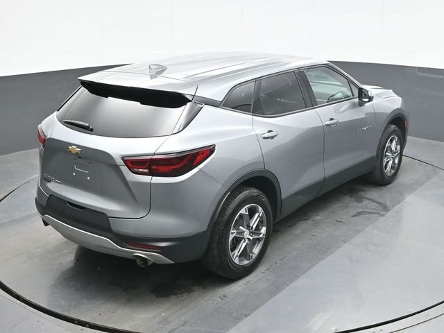 Used 2024 Gray Chevrolet LT image 17
