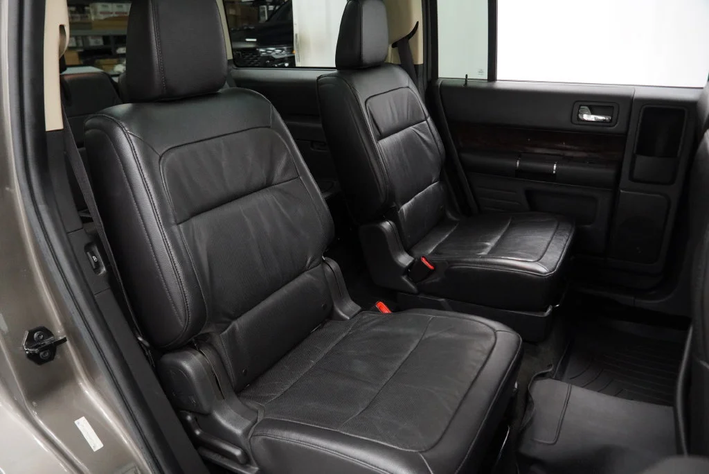 Used 2013 Gray Ford Limited image 41