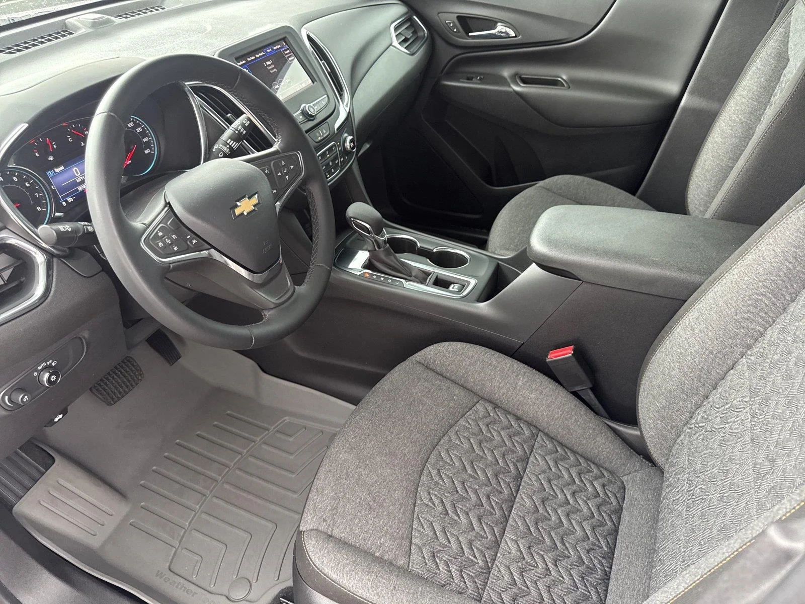 Used 2023 SUMMIT WHITE Chevrolet LT image 10