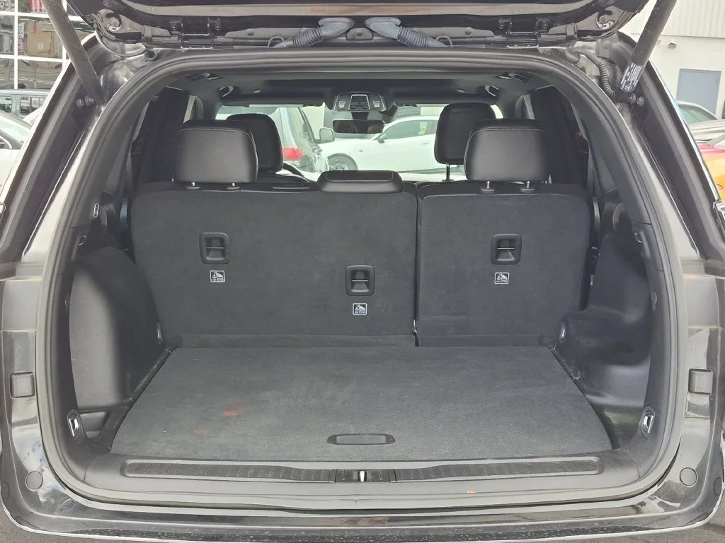 Used 2025 Black Jeep Altitude X image 7