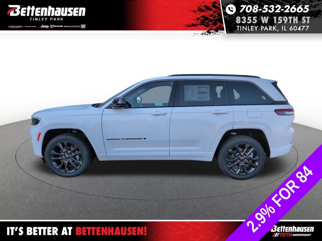 New 2026 Bright White Clear-Coat Exterior Paint Jeep Limited Reserve image 8