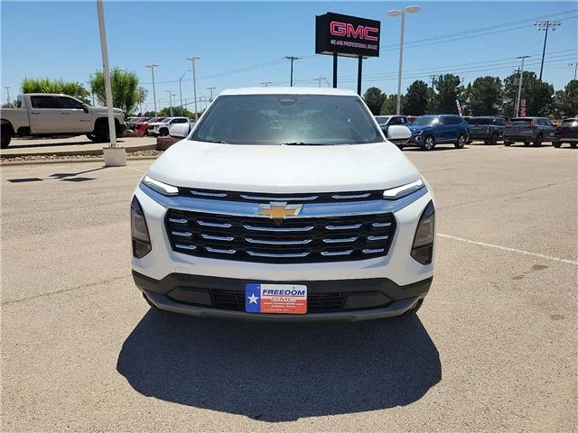 Used 2026 Summit White Chevrolet LT All-Wheel Drive image 7