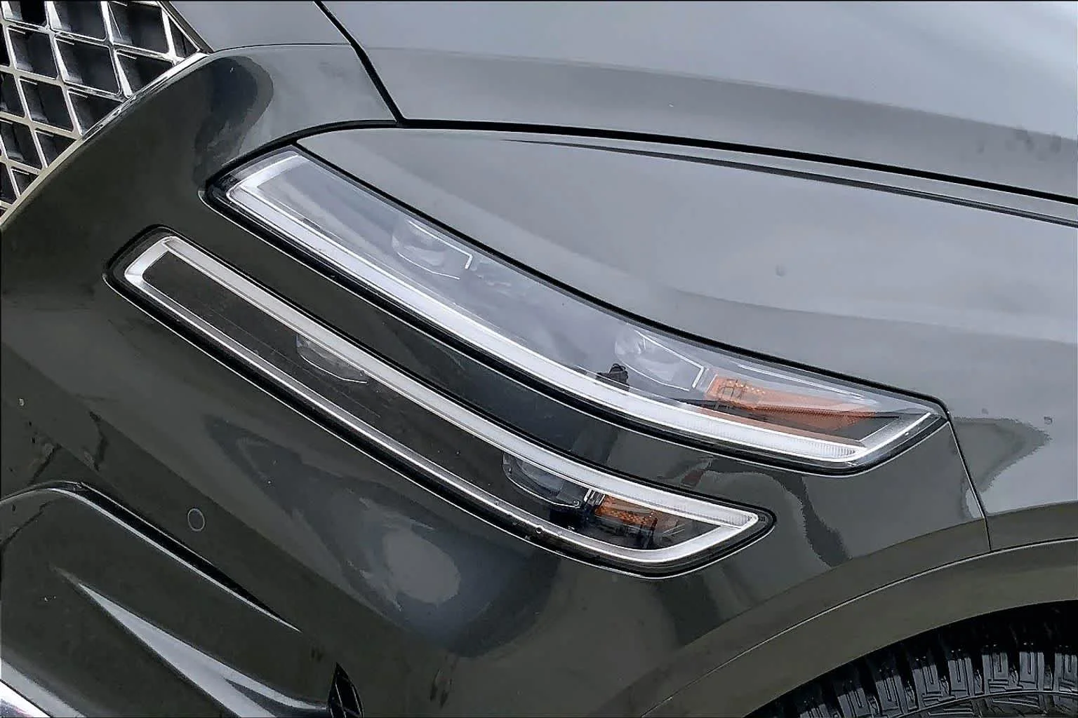 Used 2024 Makalu Gray Genesis  image 27
