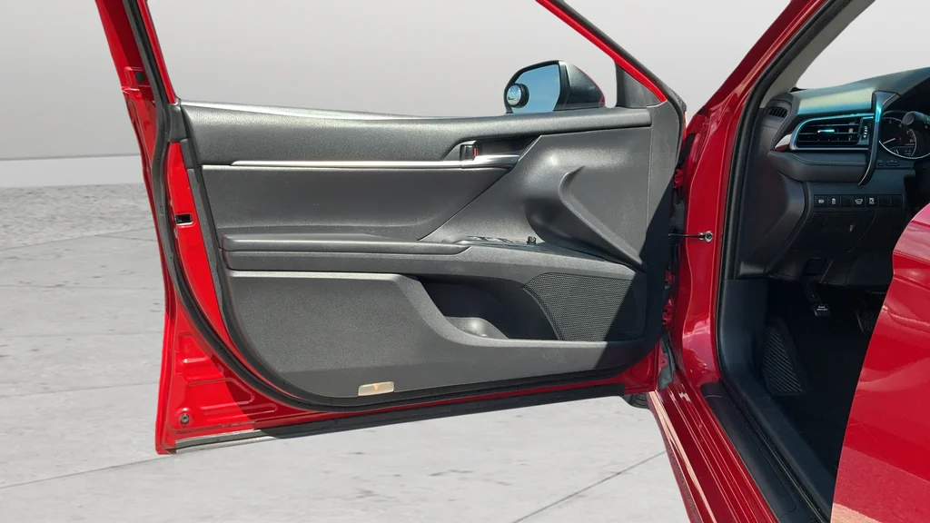 Used 2019 Red Toyota SE image 18