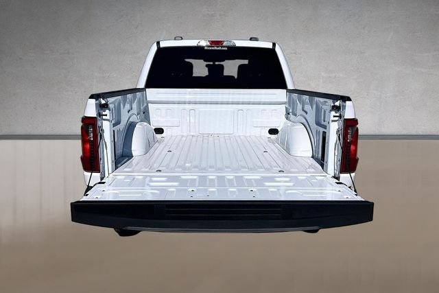New 2026 Oxford White Ford XL image 13