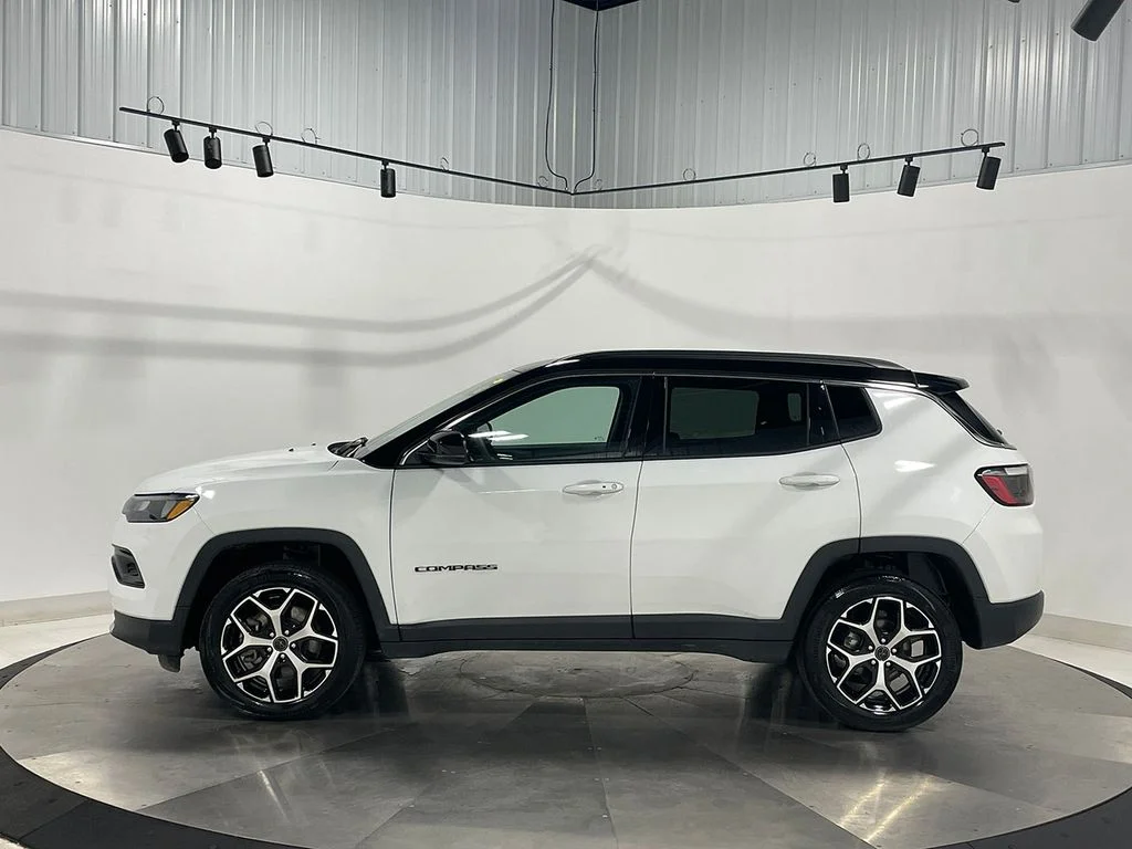 Used 2026 White Jeep Limited image 16