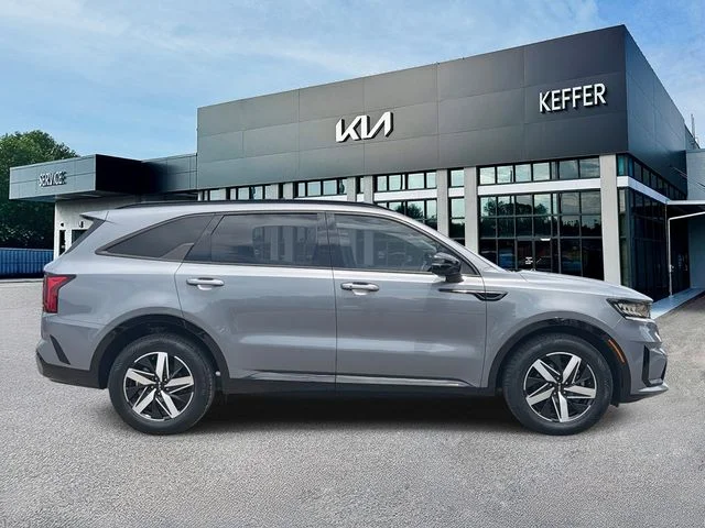 Certified Used 2023 Silver Kia S image 9