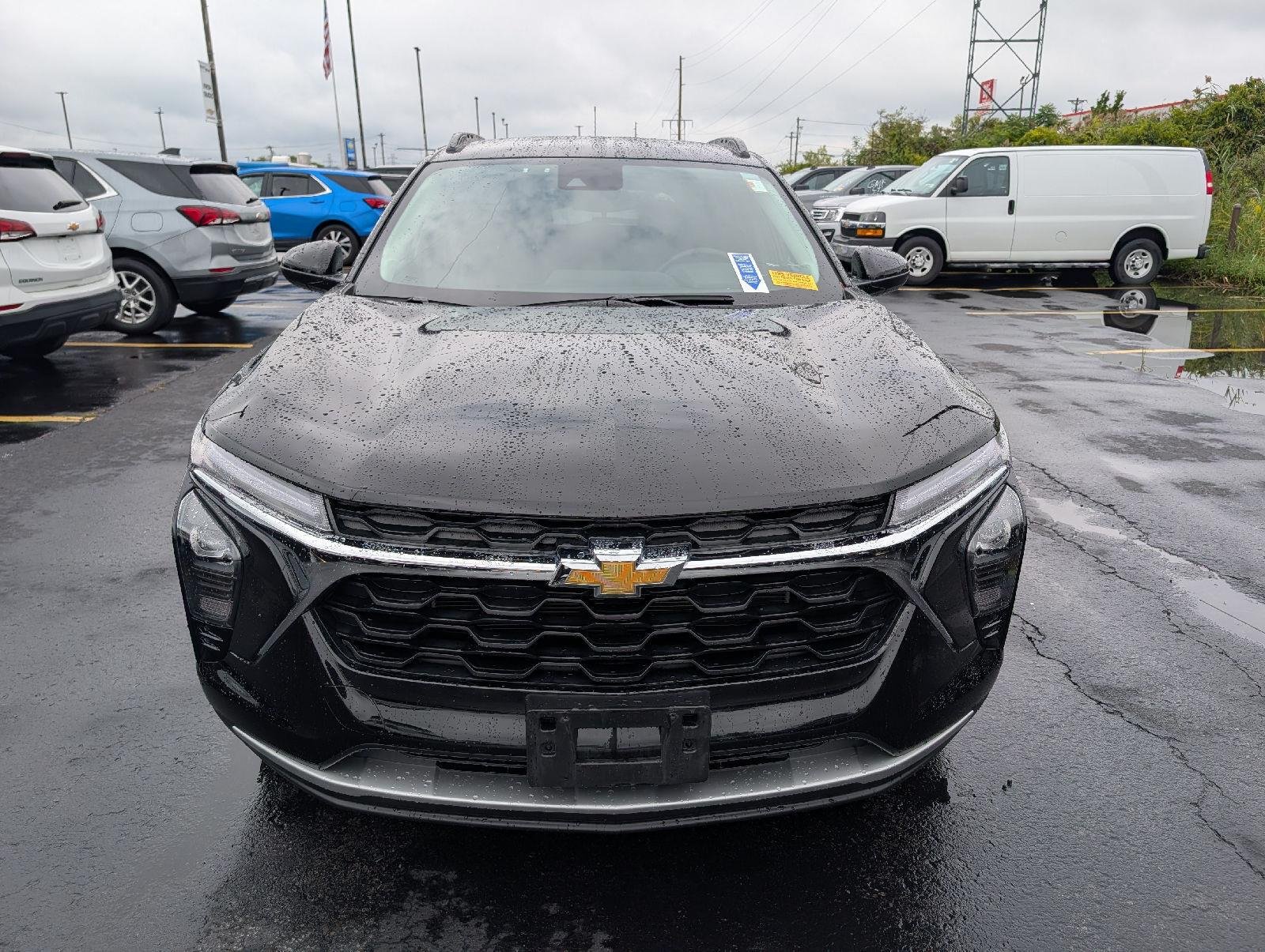 Used 2025 Mosaic Black Metallic Chevrolet LT image 2