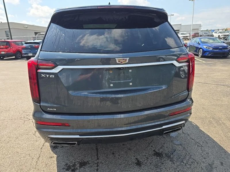 Used 2020 Gray Cadillac Premium Luxury image 6