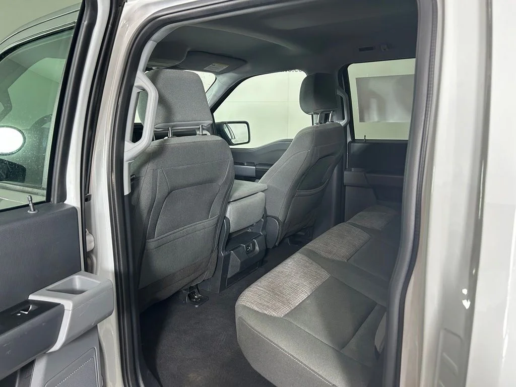 Used 2023 White Ford XLT image 12