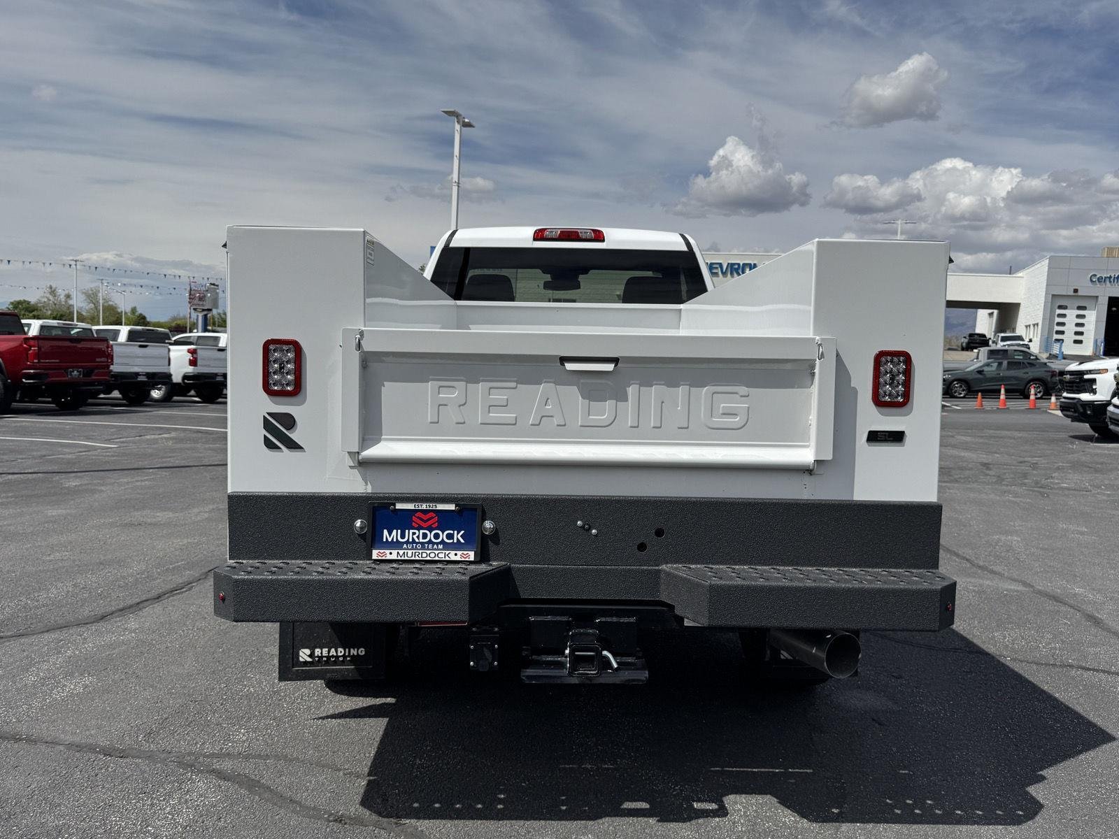 2025 GMC Sierra 3500HD Pro - Photo 8