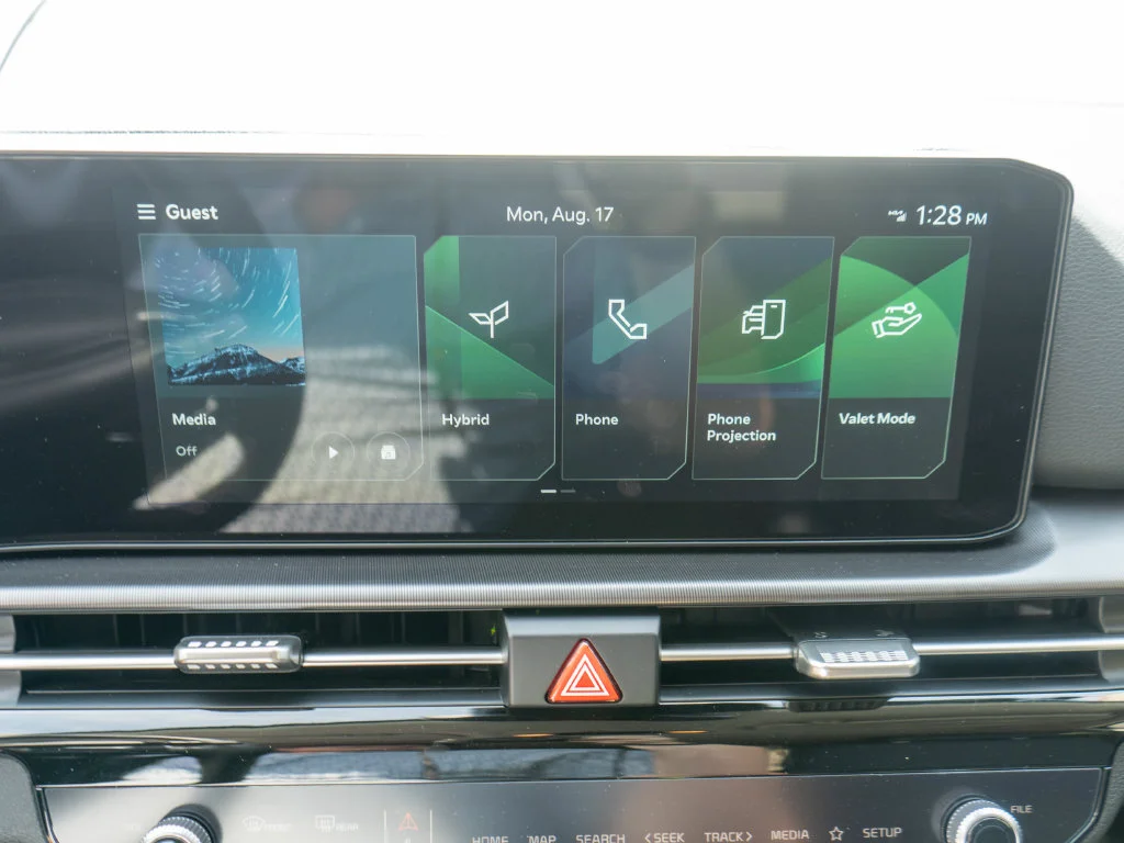 2026 Kia Sportage EX Hybrid - Photo 19