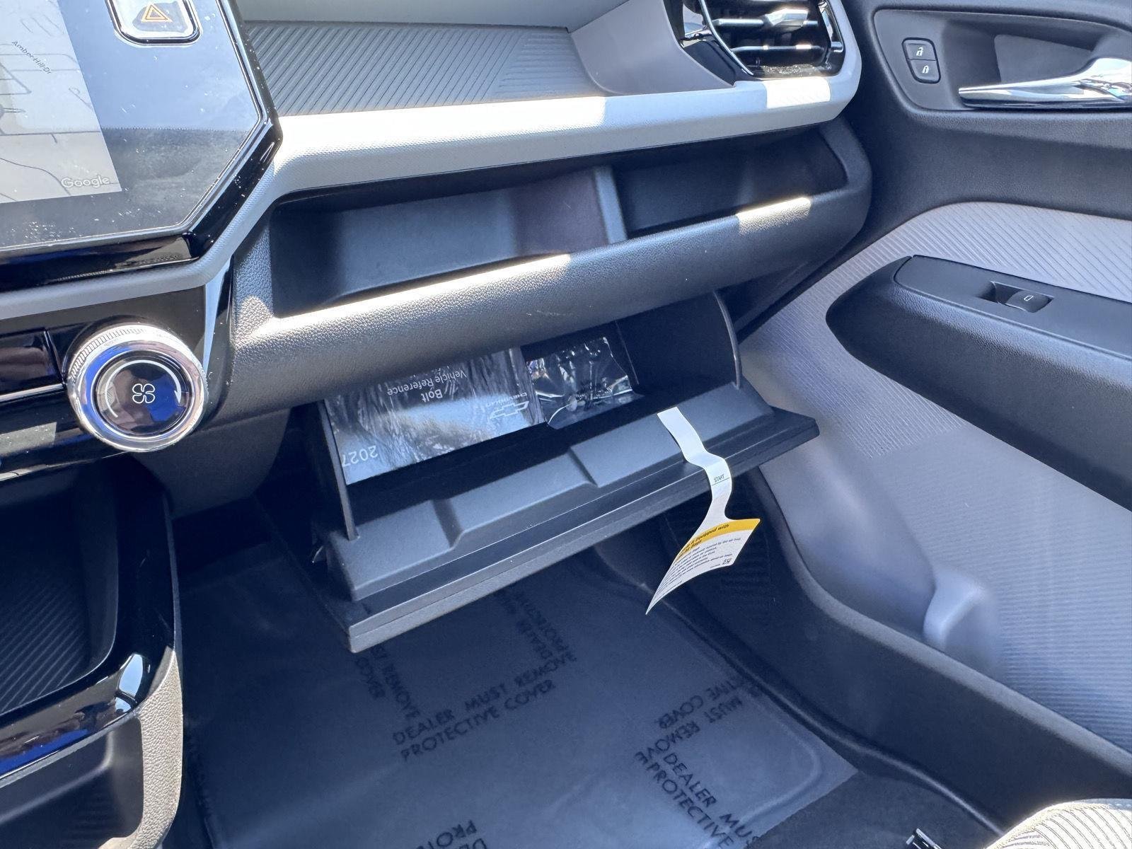 2027 Chevrolet Bolt LT - Photo 25