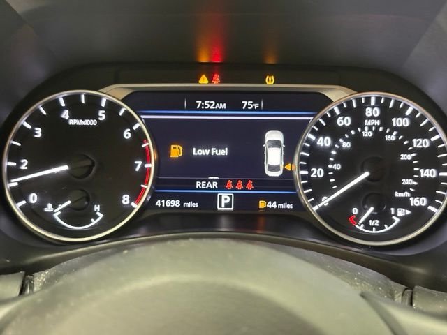 Used 2024 Gray Nissan SV image 25