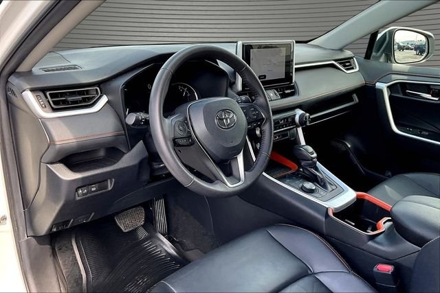 Used 2024 White Toyota Adventure image 17
