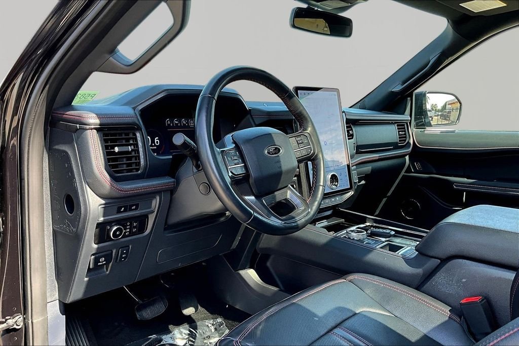 Used 2024 Black Ford Limited image 18