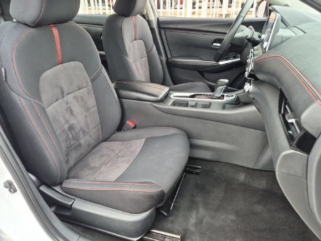 Certified Used 2024 White Nissan SR image 25