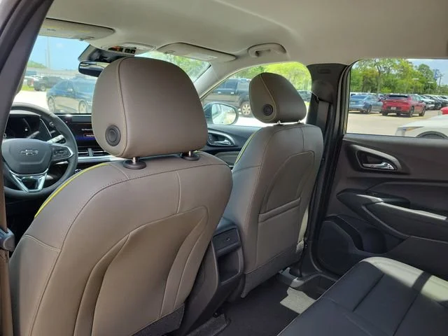 New 2026 Cacti Green Chevrolet ACTIV image 11