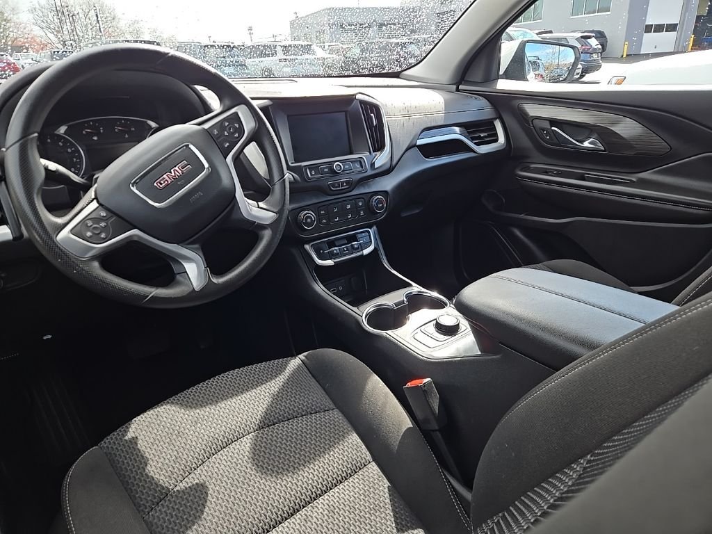 2023 GMC Terrain SLE - Photo 17