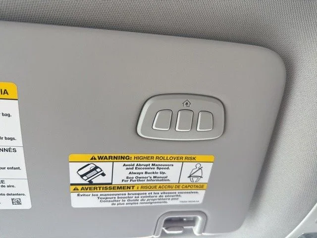 New 2025 Oxford White Ford LARIAT® image 13
