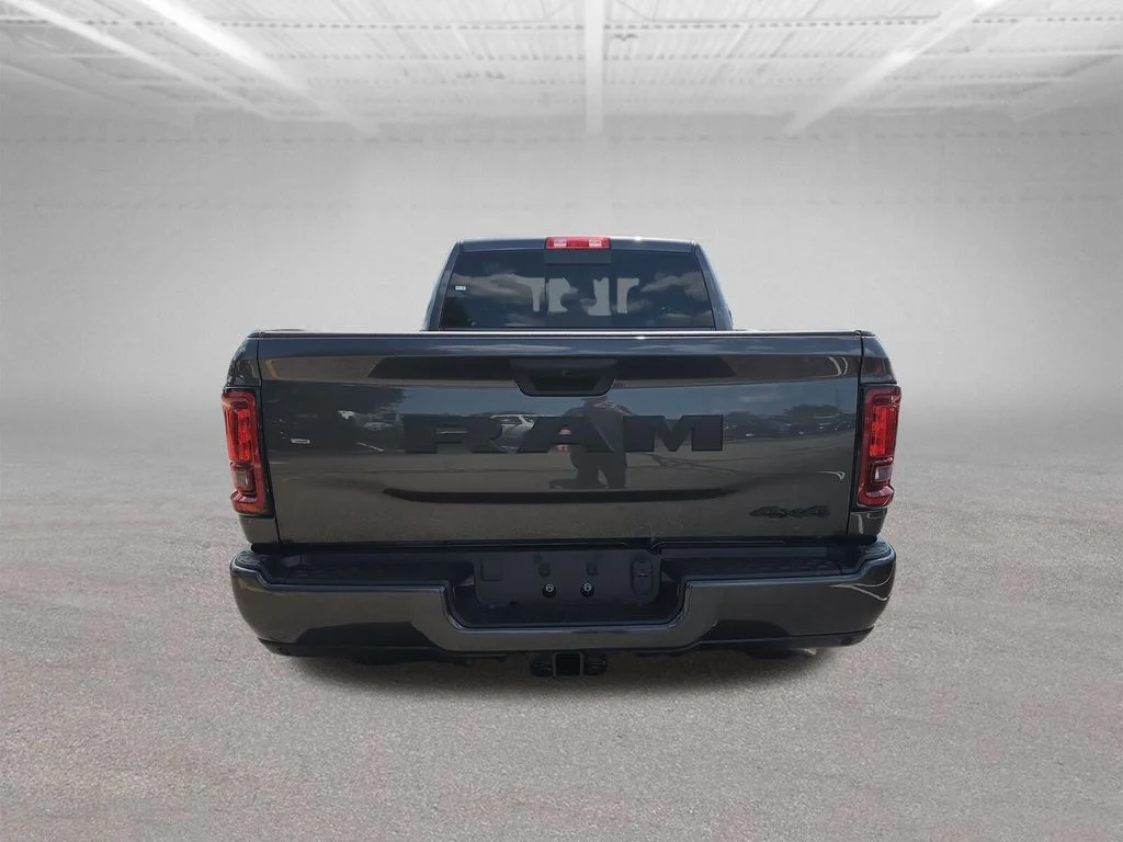 New 2026 Granite Crystal Metallic Clearcoat RAM Black Express image 4