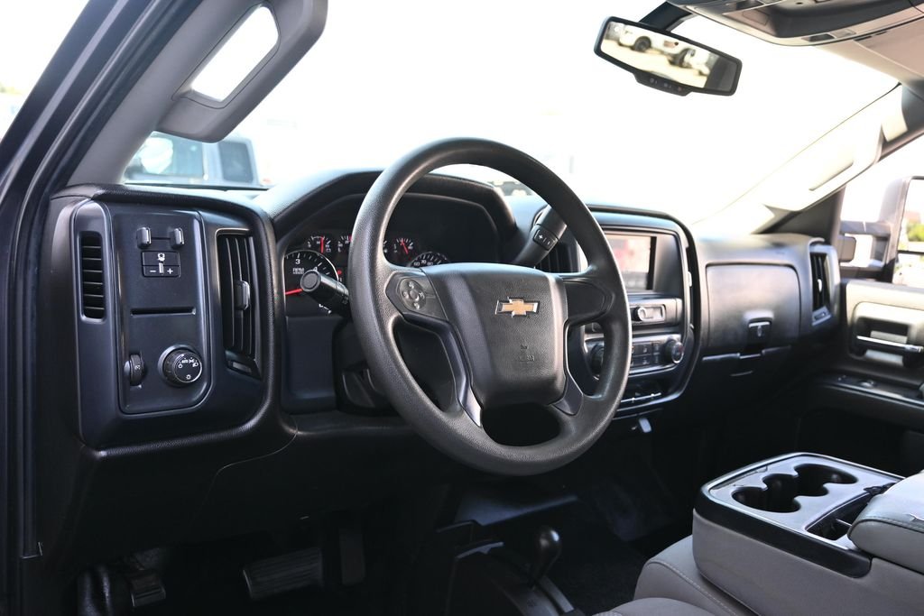 Used 2016 Tungsten Metallic Chevrolet Work Truck image 13