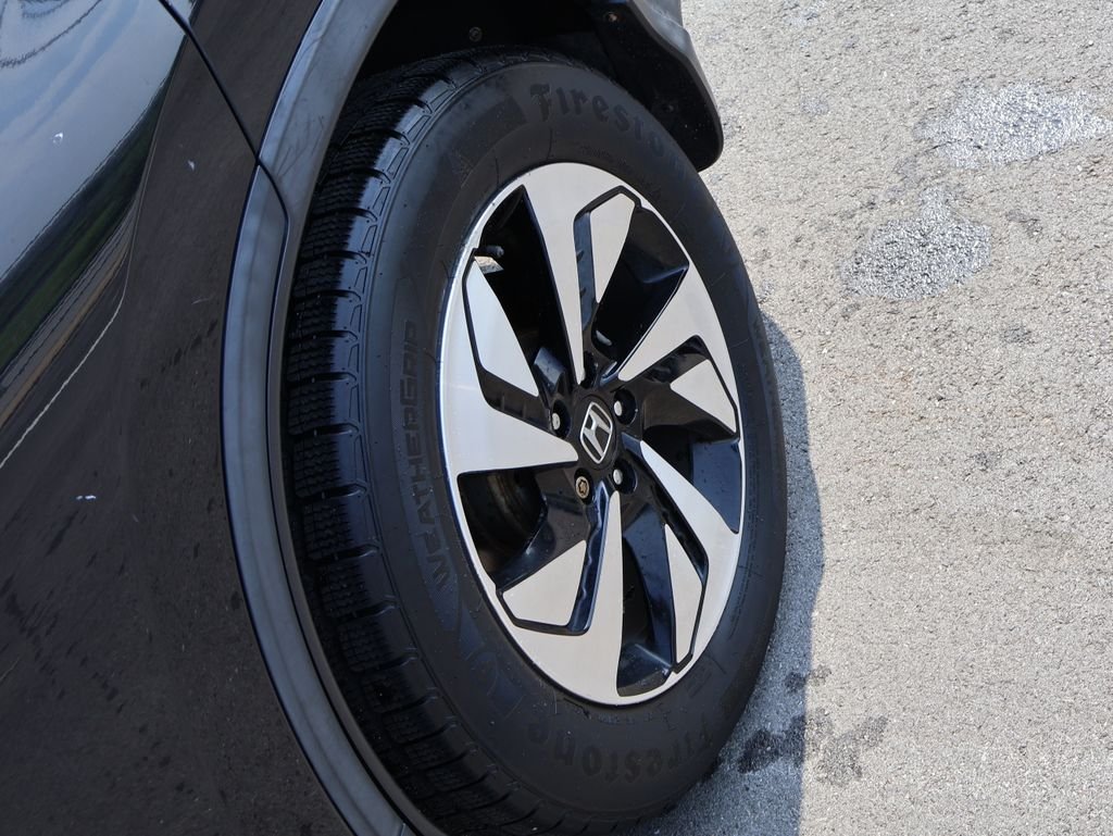 Used 2016  Honda Touring image 33