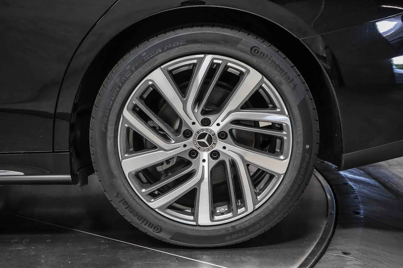 New 2026 Black Mercedes-Benz E 350 image 51
