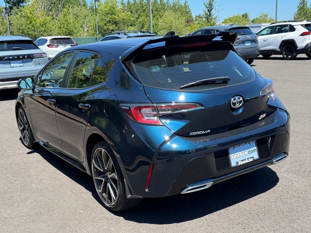 Used 2022 Galactic Aqua Mica Toyota XSE image 5