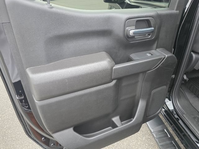 Used 2023 Black Chevrolet Custom image 28