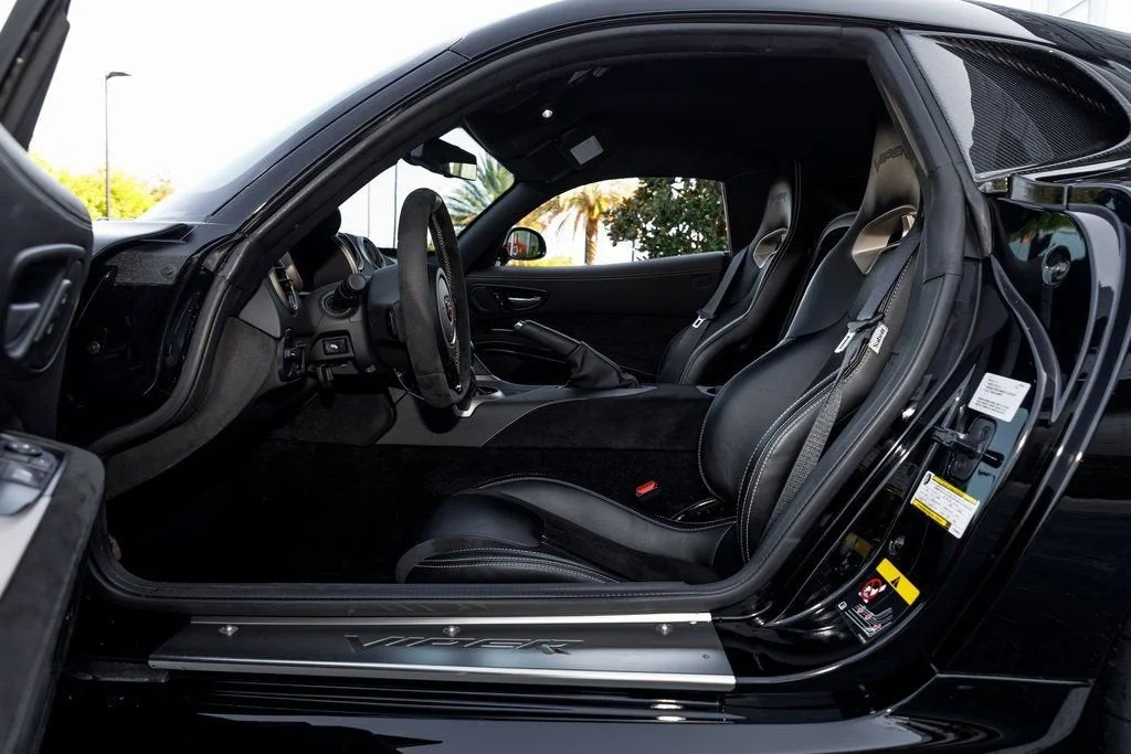 Used 2017 Venom Black Clearcoat Dodge GTC image 39