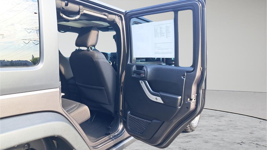 Used 2017 Gray Jeep Unlimited Rubicon image 24