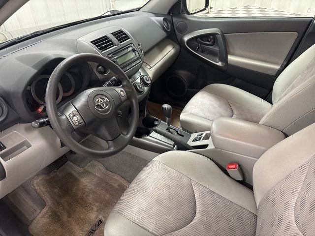 2012 Toyota RAV4 Base - Photo 12