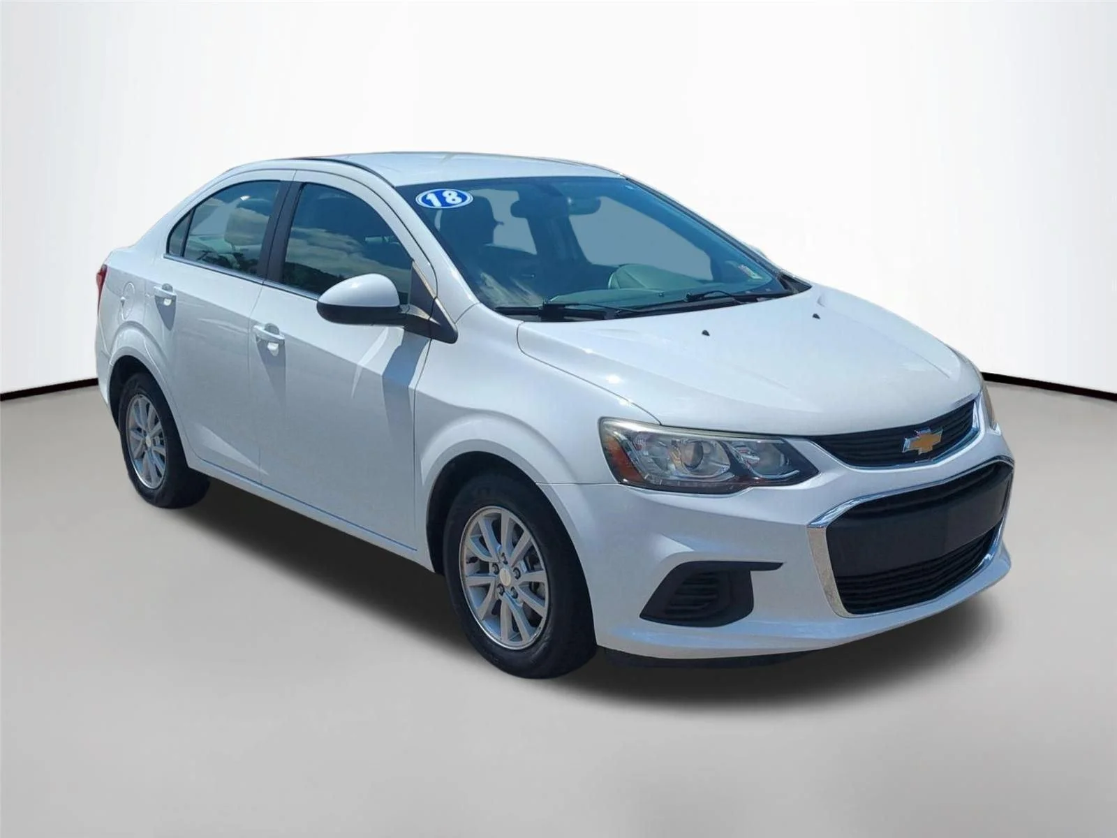 Used 2018  CHEVROLET LT image 7