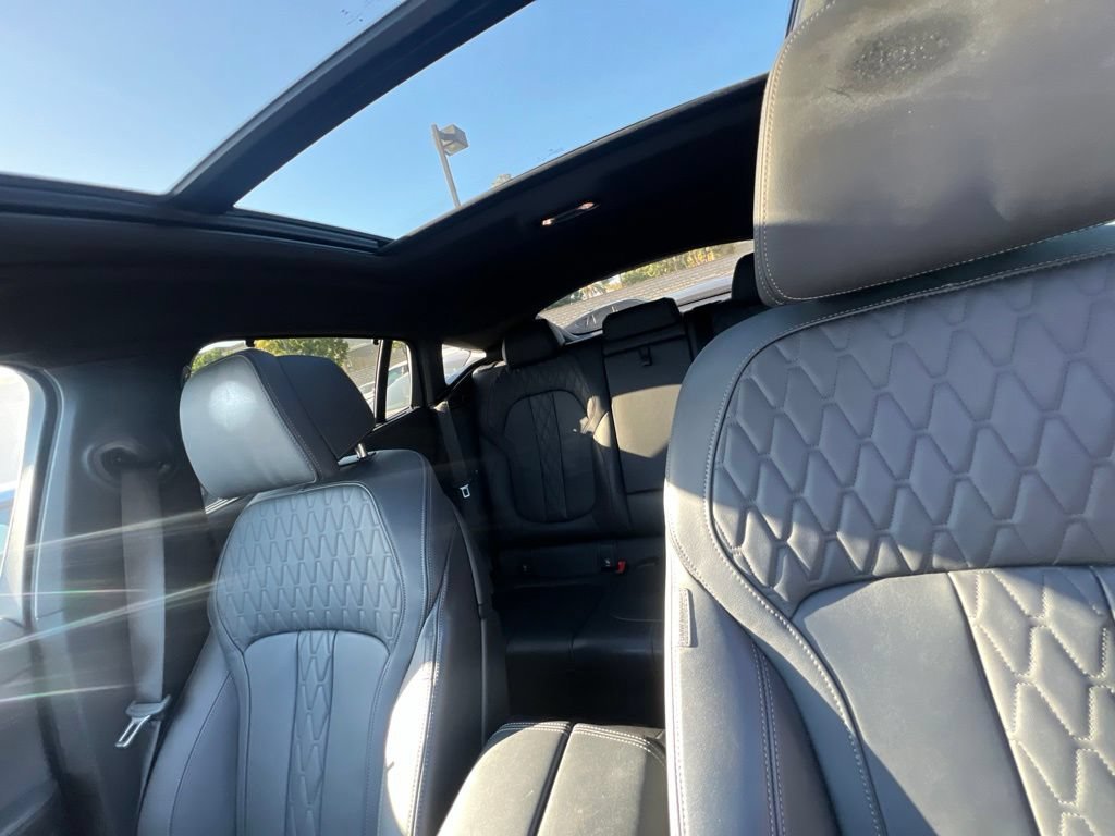 Used 2024 Black Sapphire Metallic BMW xDrive40i image 18