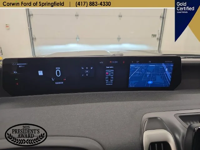 Certified Used 2025 Agate Black Metallic Ford Active image 35