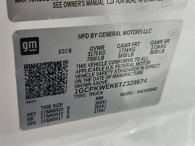 New 2026 Summit White Chevrolet RST image 33