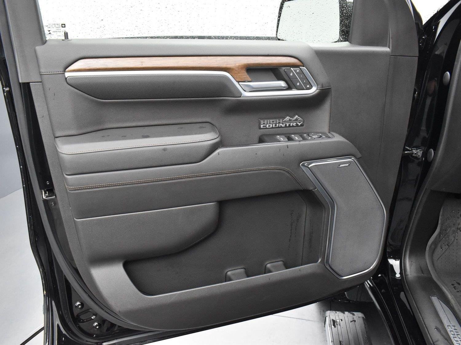 Used 2023 Black Chevrolet High Country image 9