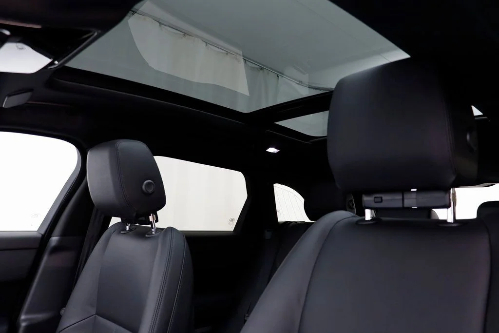 New 2026 Gray Land Rover Dynamic SE image 15