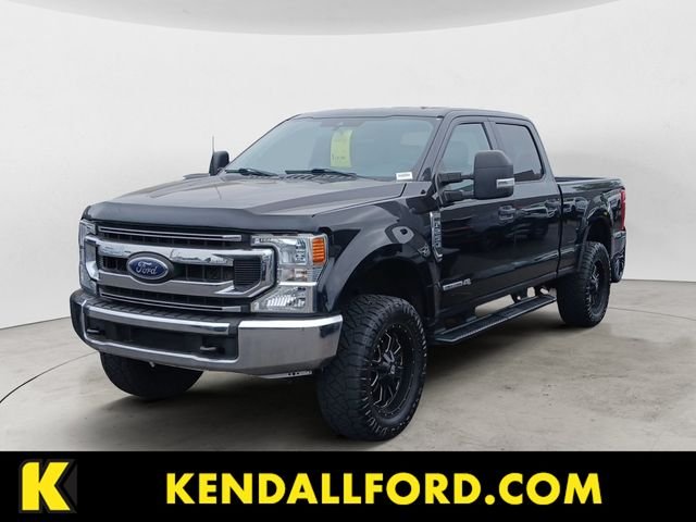 Used 2020 Black Ford XLT image 1