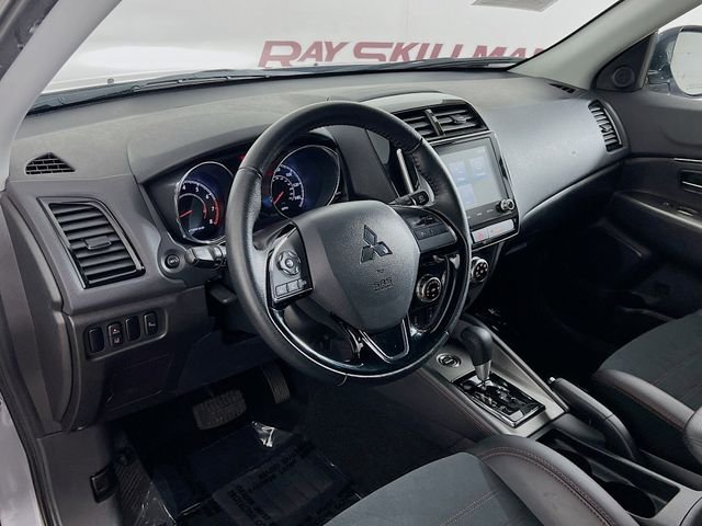2024 Mitsubishi Outlander Sport SE - Photo 35